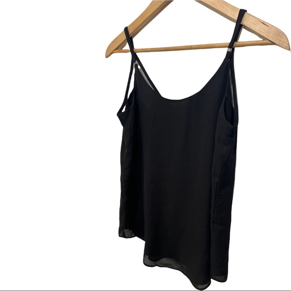 LULU'S BLACK SHEER NET V-NECKLINE ADJUSTABLE STRAP SLEEVELESS FLOWY BLOUSE - Picture 13 of 13